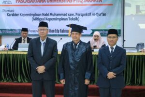 Founder & Pembina Islamic Boarding School SMP Qur’an elTAHFIDH Raih Gelar Doktor dan Lahirkan Integrity Leadership Theory